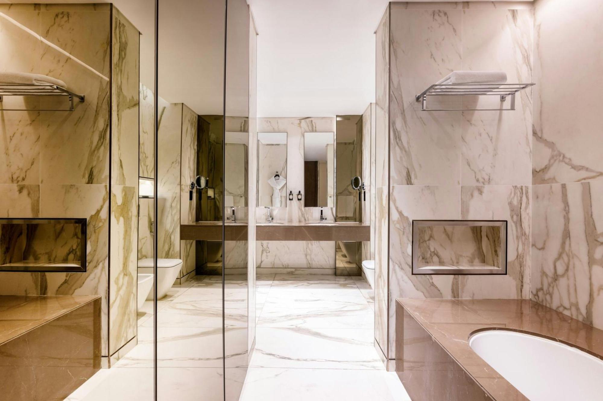 Agora, Doha, Autograph Collection Hotel Lusail